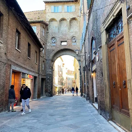 Il Mondo Di Claire - Cozy And Charm Siena Exterior photo